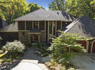 2440 S Shore Blvd, White Bear Lake, MN 55110