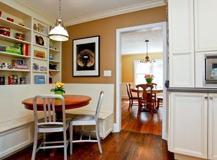 65 Walbrooke Rd, Scarsdale, NY 10583