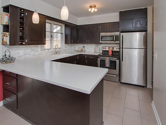 2nd image of 1206 Woodlure Dr