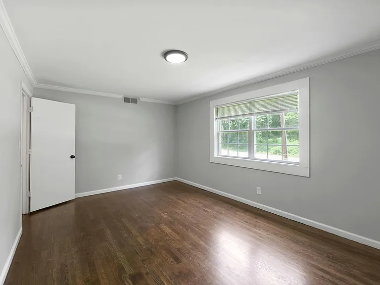 1584 Line St — Photo 19