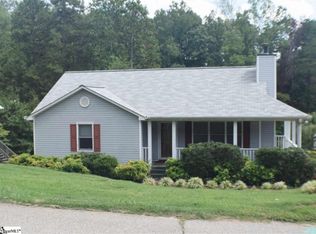 29 Shore Dr, Greenville, SC 29611