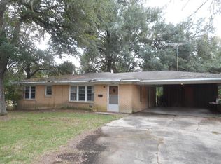 505 Center Park Dr, Springhill, LA 71075