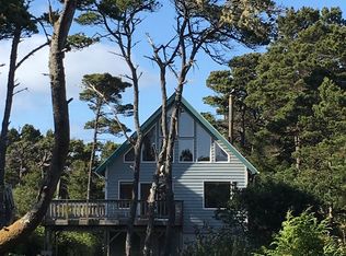 4566 Arago St, Florence, OR 97439