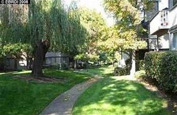 2nd image of 631 Chadwick Ln
