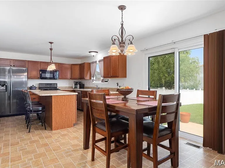 1120 Gulfstream Way — Photo 10