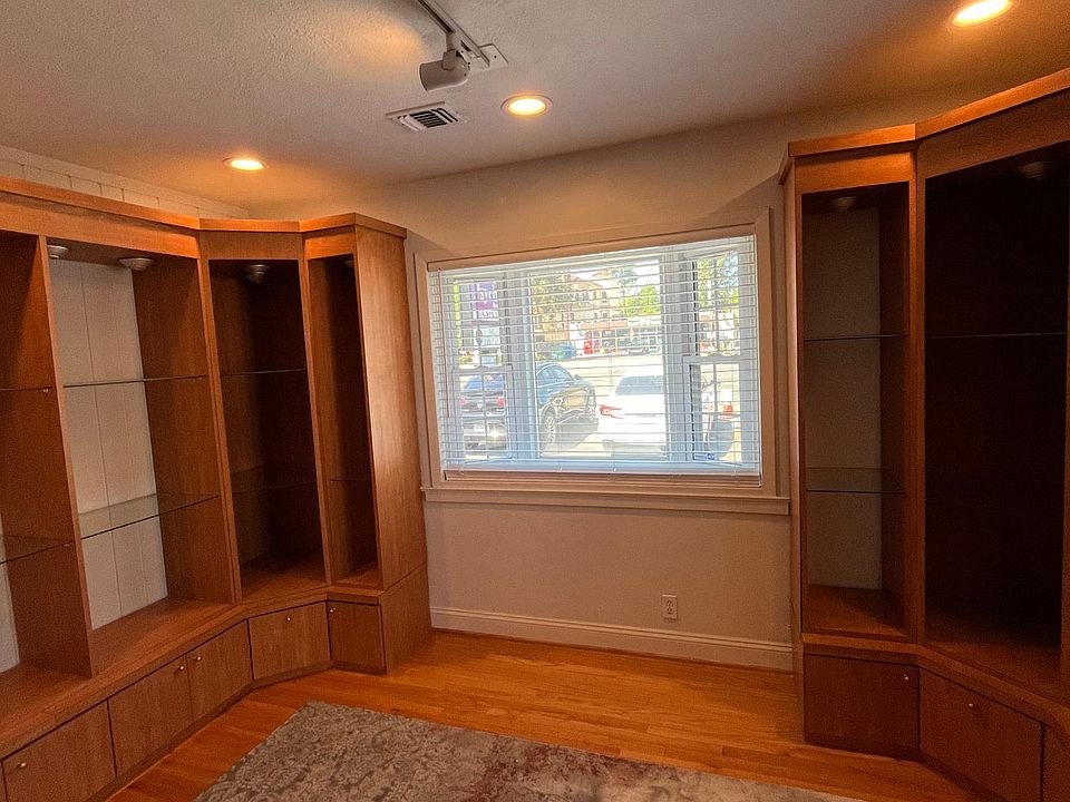 Bedroom looking towards Bascom