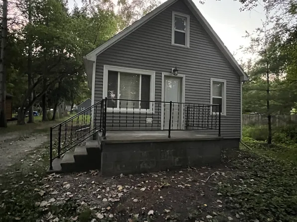 4176 Lakeshore Rd, Lexington, MI 48450