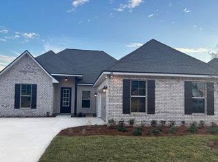 142 Blaze Blvd, Freeport, FL 32439