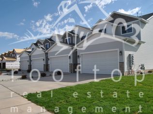 1191 Villa Vista Dr, Ammon, ID 83406