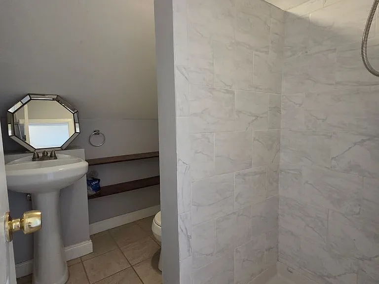 7405 Yorktown Dr — Photo 24
