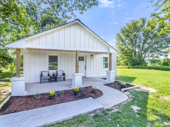 1299 New Home Rd, Trenton, GA 30752