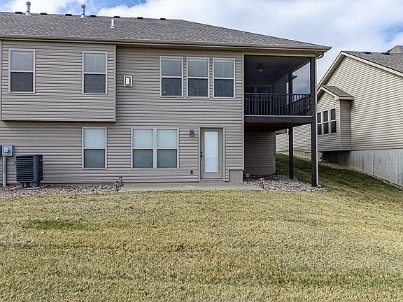 4th image of 4403 Stonebridge Dr W