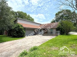 6620 Forest Trail Cir, Beaumont, TX 77713