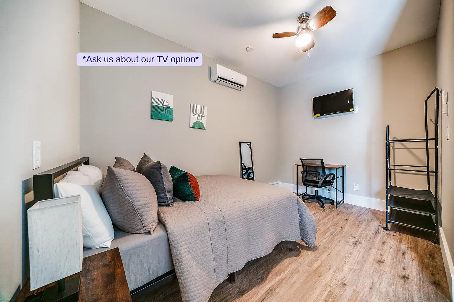 4 bed, 4.0 bath, 2453 sqft, $940 — Photo 2