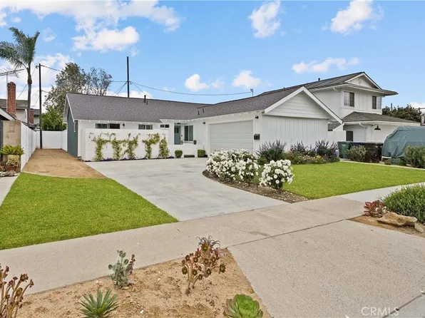 10202 Constitution Dr, Huntington Beach, CA 92646