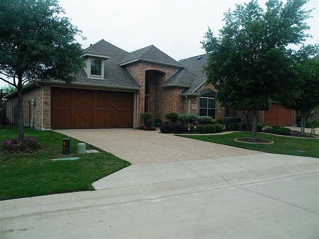 1st image of 2522 Woodpark Dr