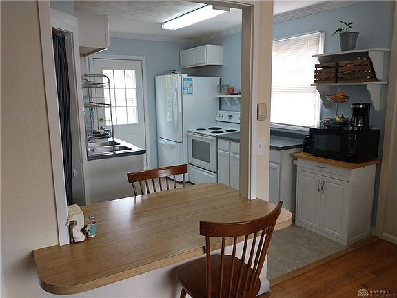 4th image of 2124 Courtland Ave