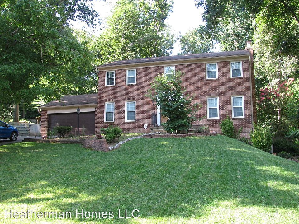1st image of 4715 Hopkins Dr