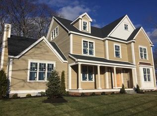 109 Arch St, Needham, MA 02492