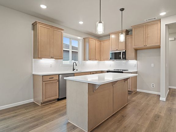 816 L ST NE by Aho Construction