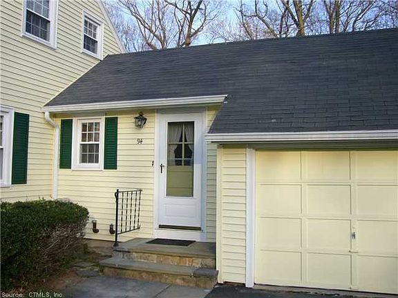 3rd image of 94 Knollwood Dr