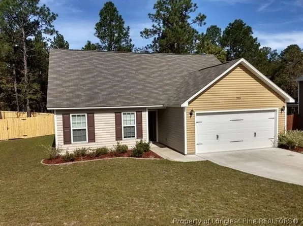 203 Gertie Ct, Raeford, NC 28376