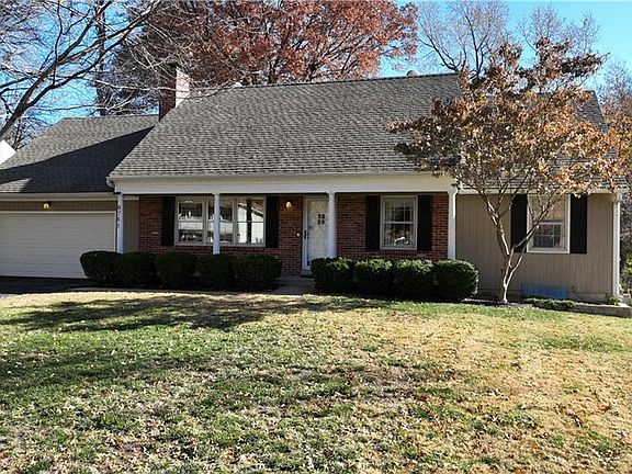 2nd image of 8741 Foster Ln