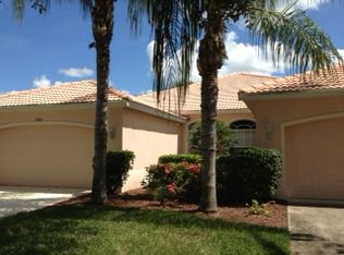 2084 Crestview Way, Naples, FL 34119