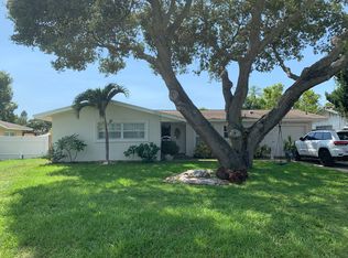 1670 Indian Rocks Rd S, Largo, FL 33774