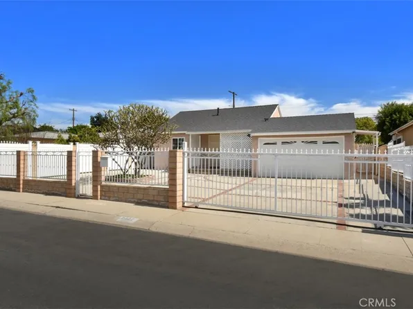 8832 Murietta Ave, Panorama City, CA 91402