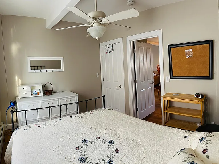 227 Thames St #3 — Photo 16