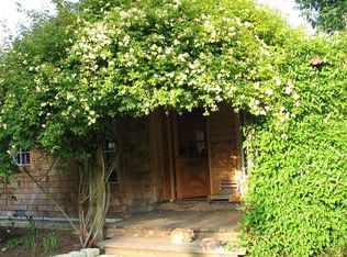 472 Iris Ln, Camano Island, WA 98282