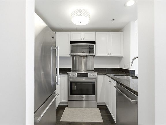 4th image of 8-12 Museum Way Unit 2403
