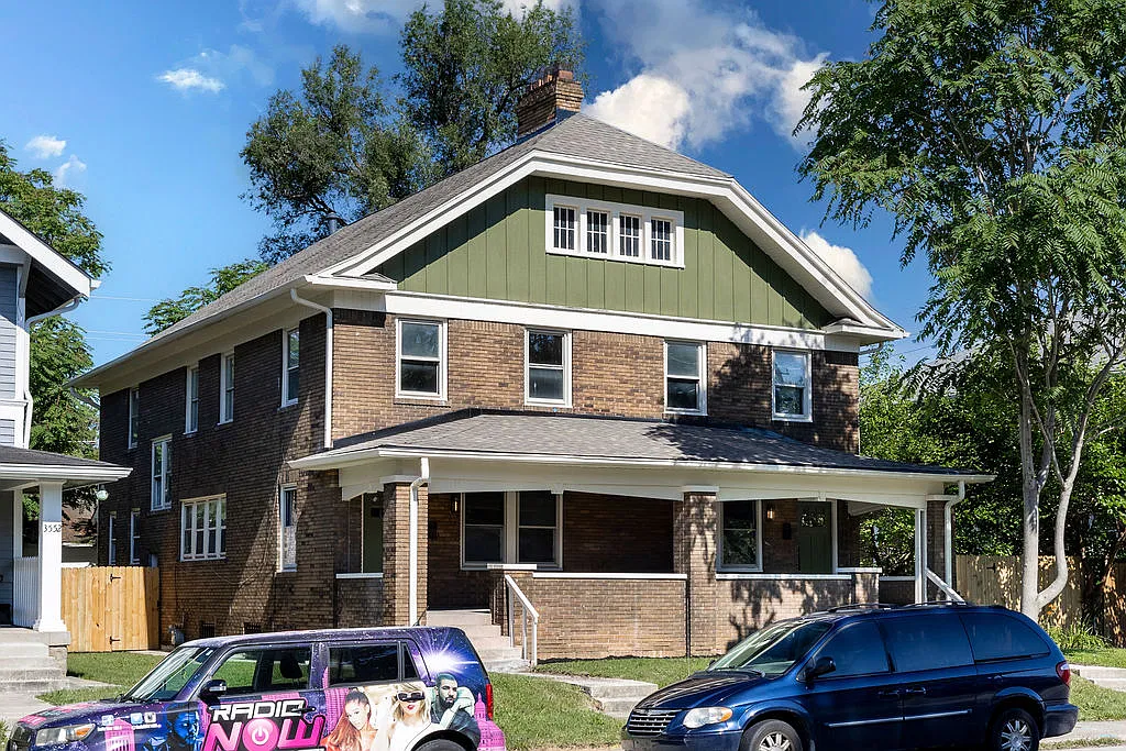 3 bed, 1.5 bath, 1887 sqft, $1,850 — Photo 3