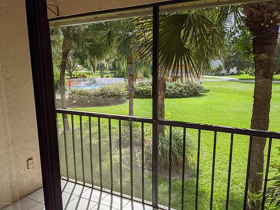 2nd image of 1600 Woodland Dr APT 4204