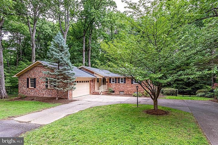 1st image of 5225 Old Dominion Dr