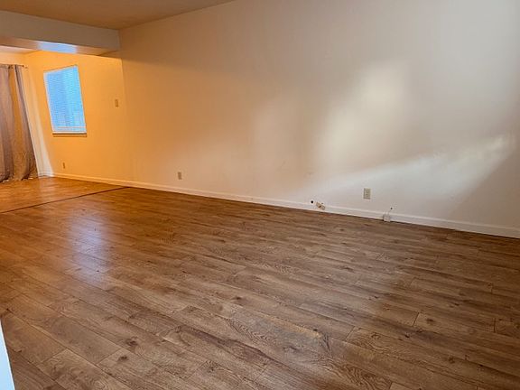 3rd image of 653 Maple Ave #653