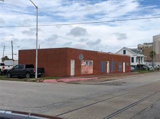 118 14th St, Galveston, TX 77550