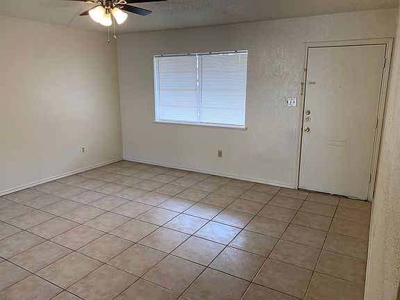 4th image of 4717 N 11th St APT 28