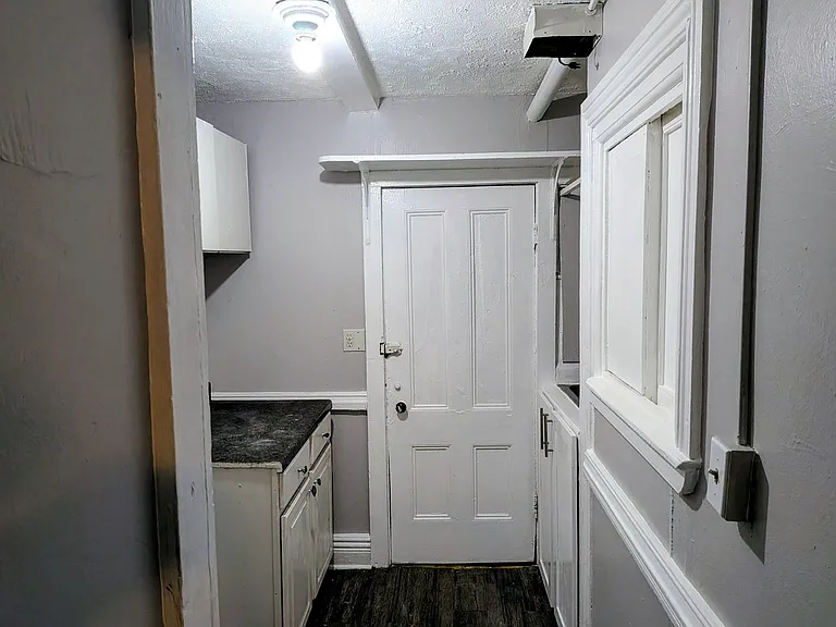 353 Ravine Ave — Photo 4