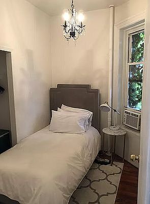 4th image of 222 W 20th St APT 15