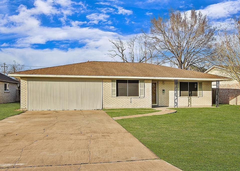 1st image of 2505 Pickerton Dr