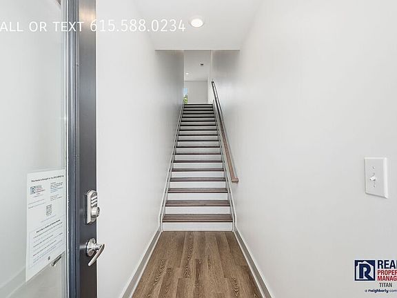 4th image of 542 Southgate Ave #206