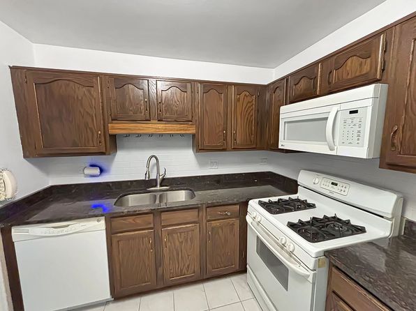 950 E Wilmette Rd UNIT 215