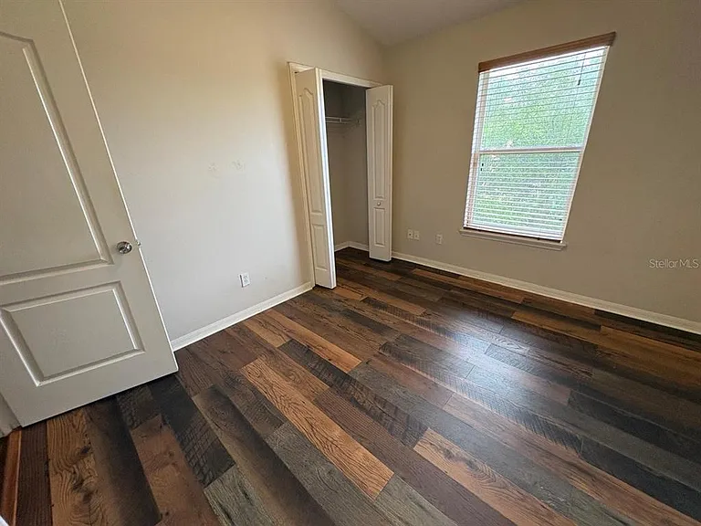 10907 Derringer Dr — Photo 23