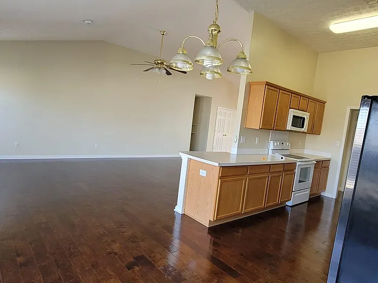 5603 Collington Ct — Photo 18