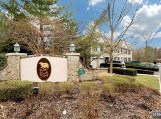 424 Laurel Brook Rd, Montvale, NJ 07645