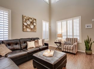 16836 S Blue Ct, Phoenix, AZ 85048