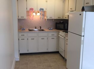 97 Valley Rd APT C, Lancaster, PA 17601