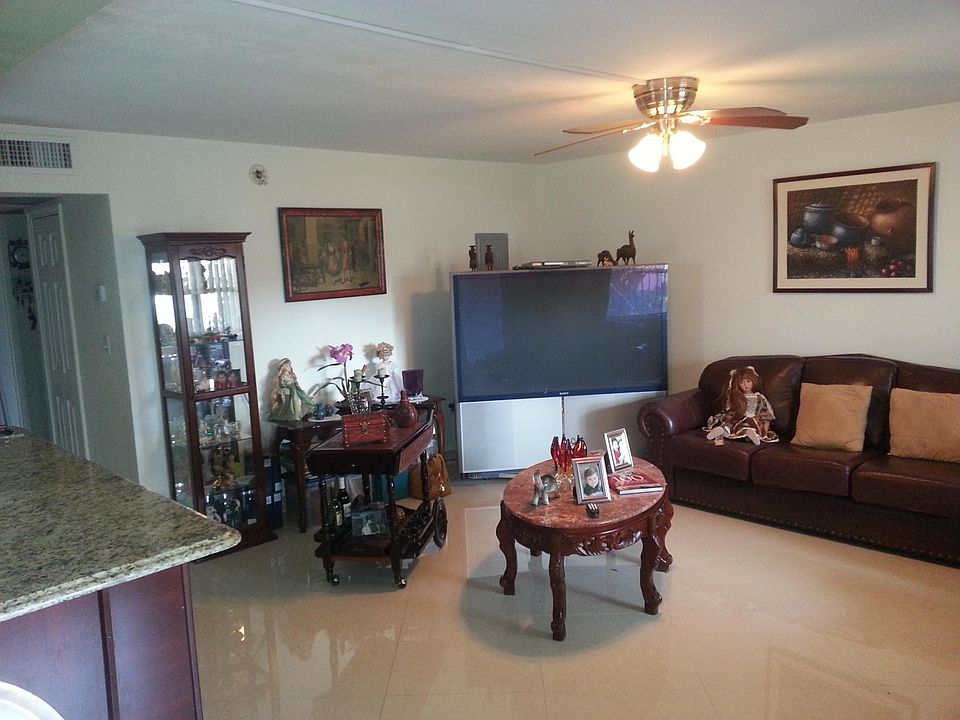 1st image of 309 Tuscany Ln